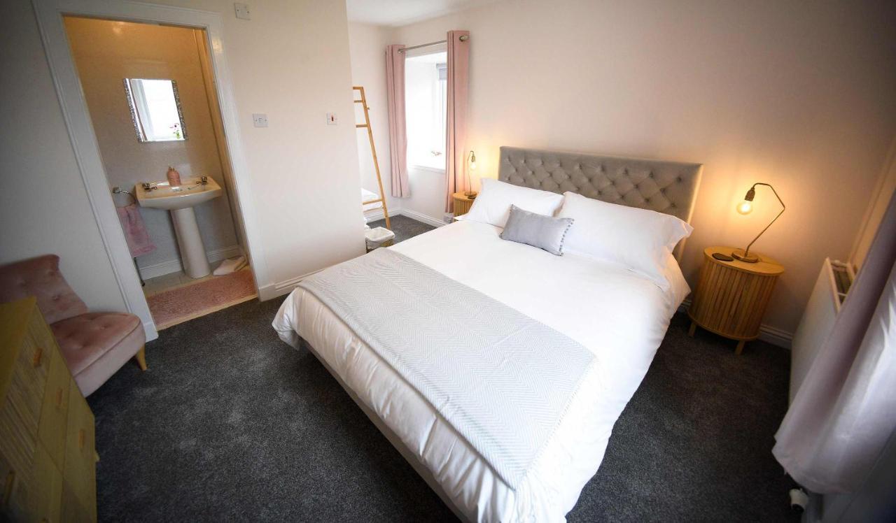 Tigh Beag Na Mara Apartment Roag ภายนอก รูปภาพ